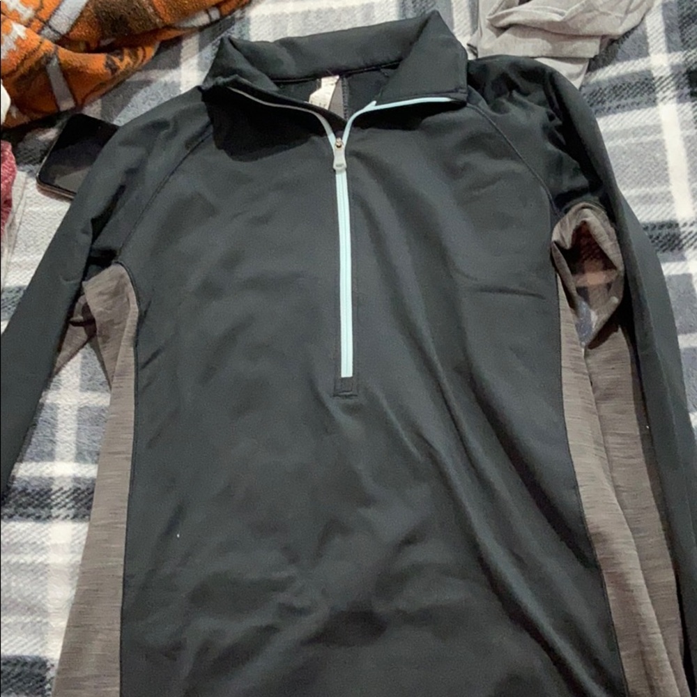 Under Armour Zip up